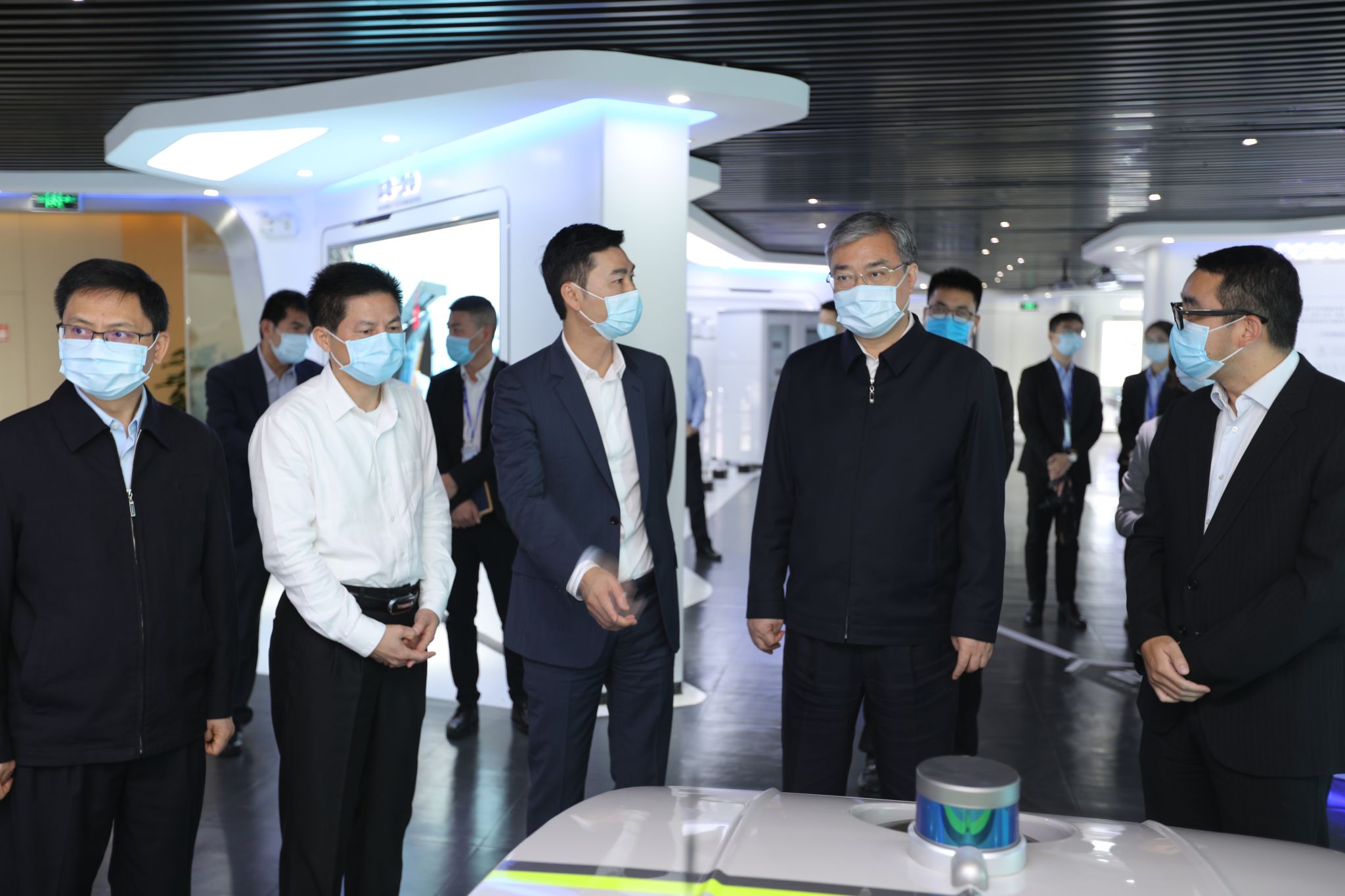 ��ɽ��ί���³����лʼҹ������Σ���������������ҵ�ٽ����������