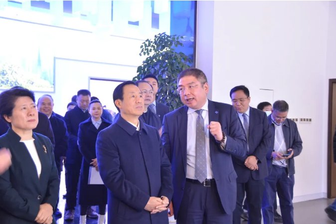 �ܽ�������ح����ʡί���������һ��ݰ�ٻʼҹ������γ�ɳ���ص��п���