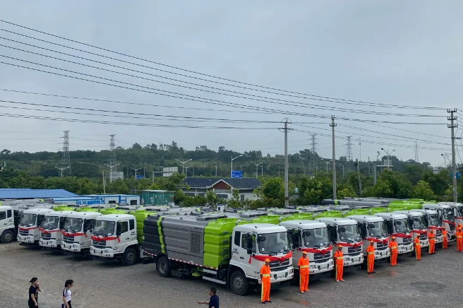 15�죡�ʼҹ������ο�����Ӧ�ͻ�����������������˳�콻��Լ3000��Ԫ����װ��